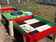 Стол-песочница