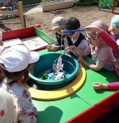 Стол-песочница